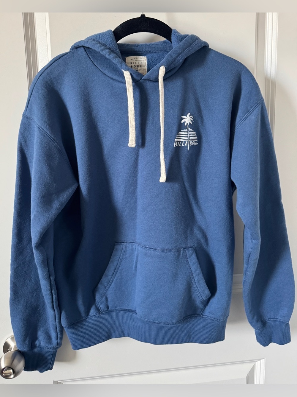 Billabong Men's Blue Pullover Hoodie-Small